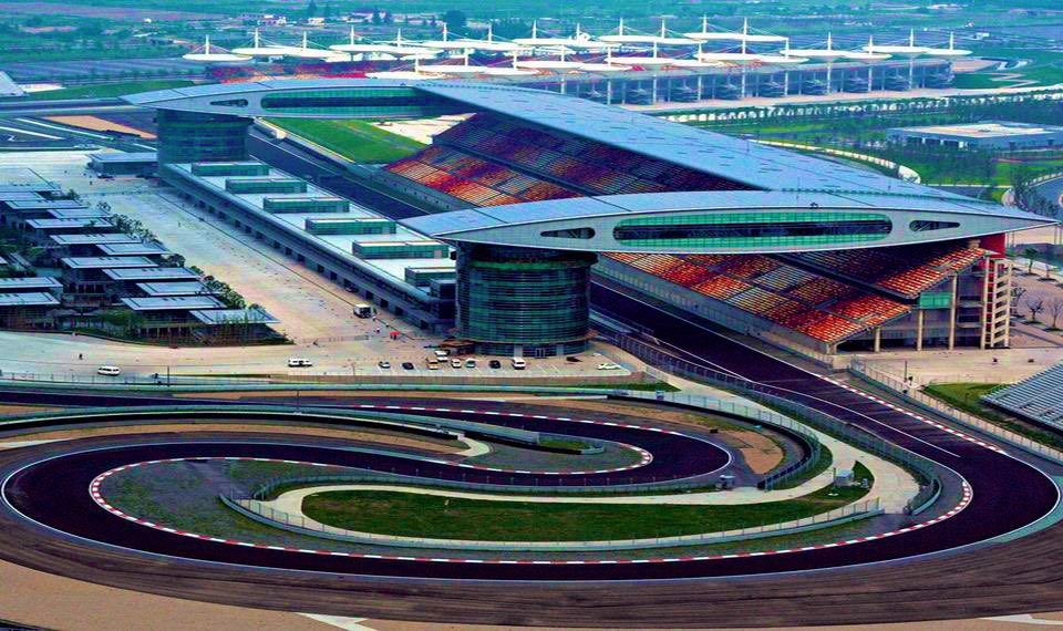 lulistone12's tweet photo. Familia, me complace anunciarles que... ES SEMANA DE CARRERA 🏁

📍Tenemos GP en China 🇨🇳🙌

VIERNES 🏎️

FP1 | 00:30hs
Sprint qualy | 04:30 am

SÁBADO 🏎️

Sprint | 00:00 hs
Qualy | 04:00 am

DOMINGO 🏎️

Carrera | 04:00 am

📺 Transmiten Disney+ Premium, F1TV y Fox Sports https://t.co/esmeYSkX7K