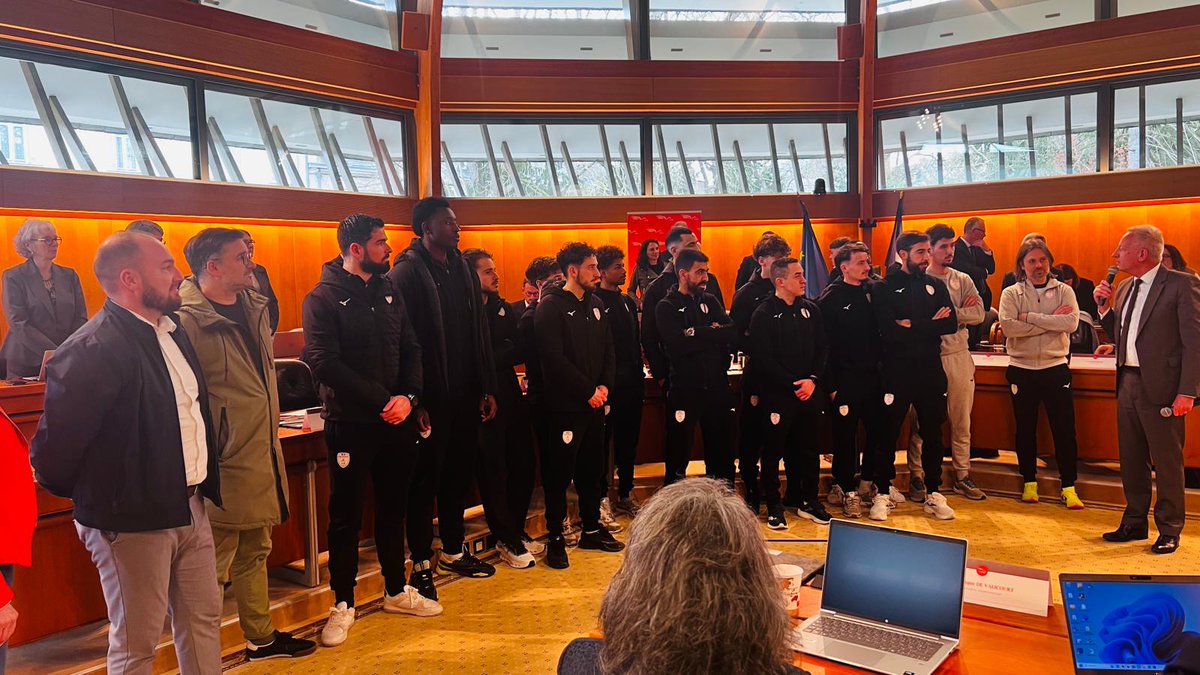 Pour l'Alternative tweet media