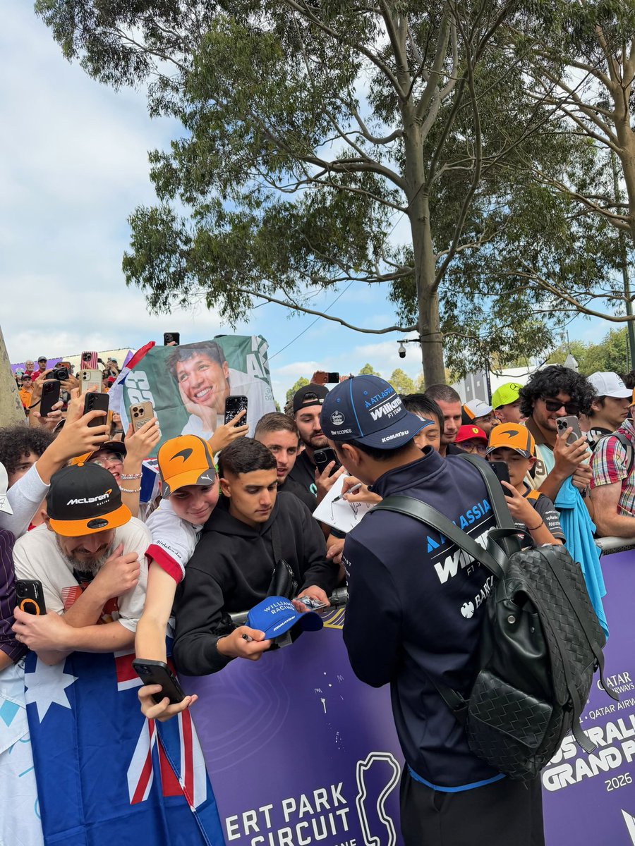 Alex Albon tweet media