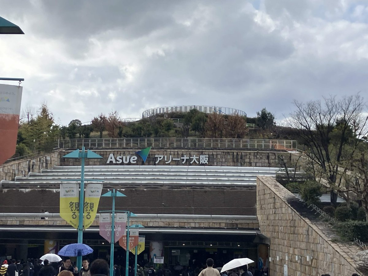LL_ChibaU's tweet photo. 先日行われたアニマ大阪に会員が参加しました！

私自身初めてのラブライブでした！アツい選曲でしたね。全く想定していなかったi☆Ris × 虹ヶ咲学園スクールアイドル同好会による繚乱！ビクトリーロードが非常に楽しかったです！
#ANIMAXMUSIX https://t.co/IiCemmQiBC