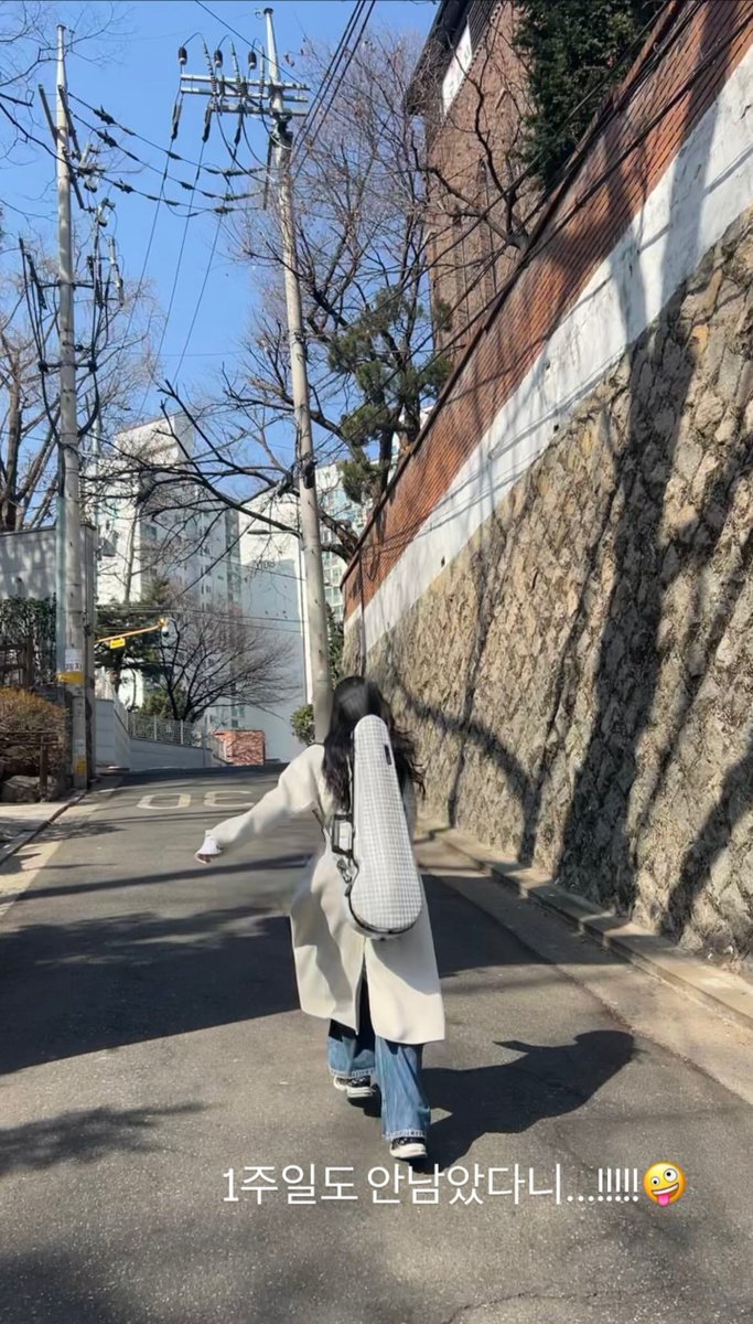 Seohyun will take the stage as a violinist on March 13! With her focus and dedication, it’s sure to be a wonderful and smooth performance
#GirlsGeneration
#Seohyun