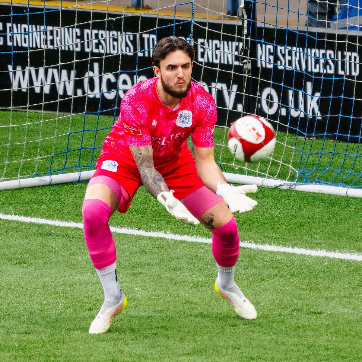 GomboczSteve's tweet image. More action images of the players during the game Bury v Vauxhall Motors on 7/3/26. Sad to hear L. Graham has gone back to Wigan. Good luck Leo. #BuryFC #PartOfIt @whitebluearmy @buryfcofficial #bfc140 #shakers