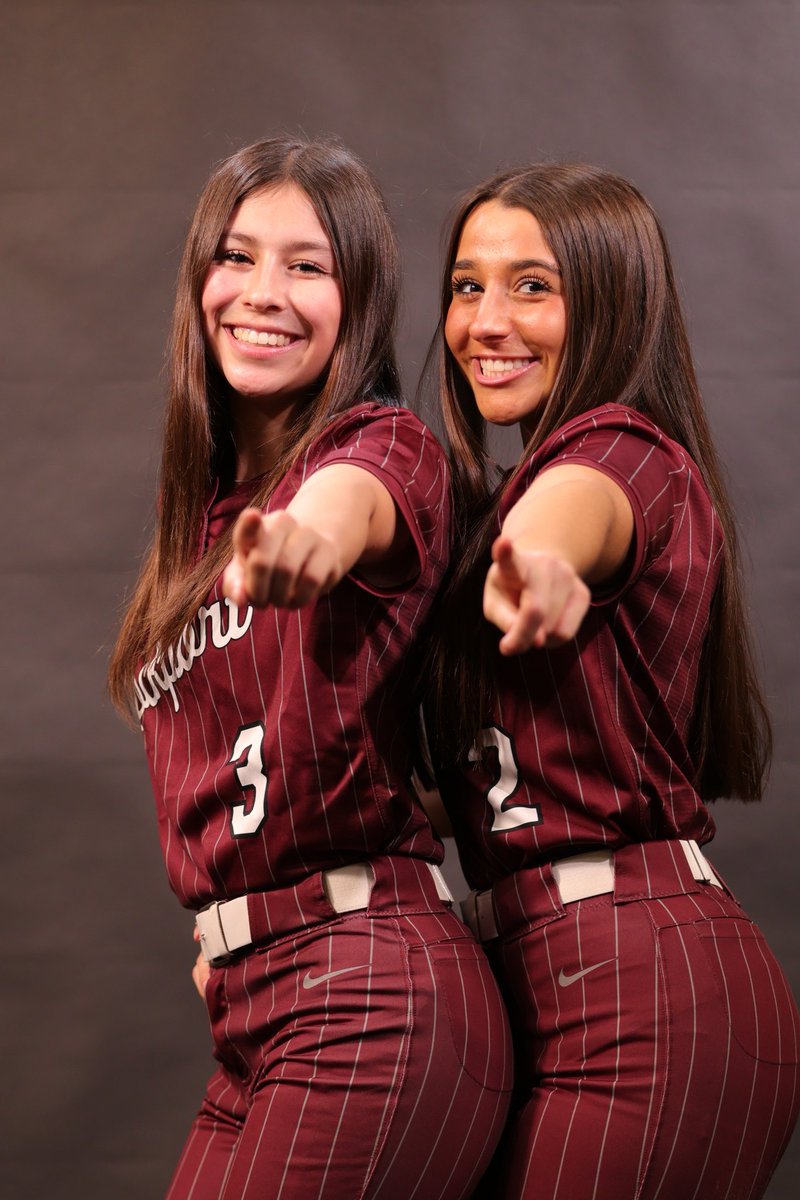 SofiaSchmitt17's tweet image. Good things loading......

➡️ Varsity season #junioryear
➡️ College offers #decisions

@PORTERSoftball1
@Cheetahs16uDG #2027softball #2027softballshortstop
#2027shortstop