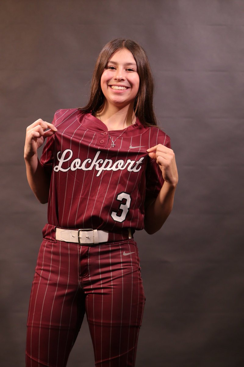 SofiaSchmitt17's tweet image. Good things loading......

➡️ Varsity season #junioryear
➡️ College offers #decisions

@PORTERSoftball1
@Cheetahs16uDG #2027softball #2027softballshortstop
#2027shortstop