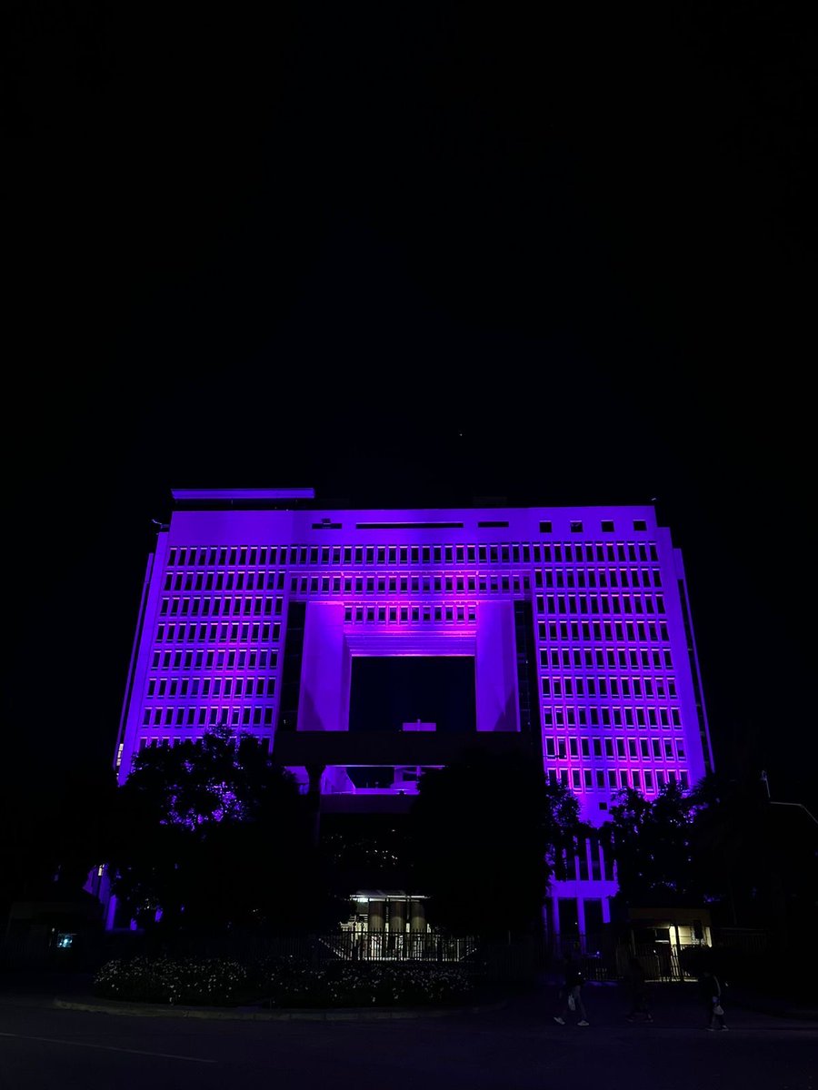 academia parlamentaria tweet media