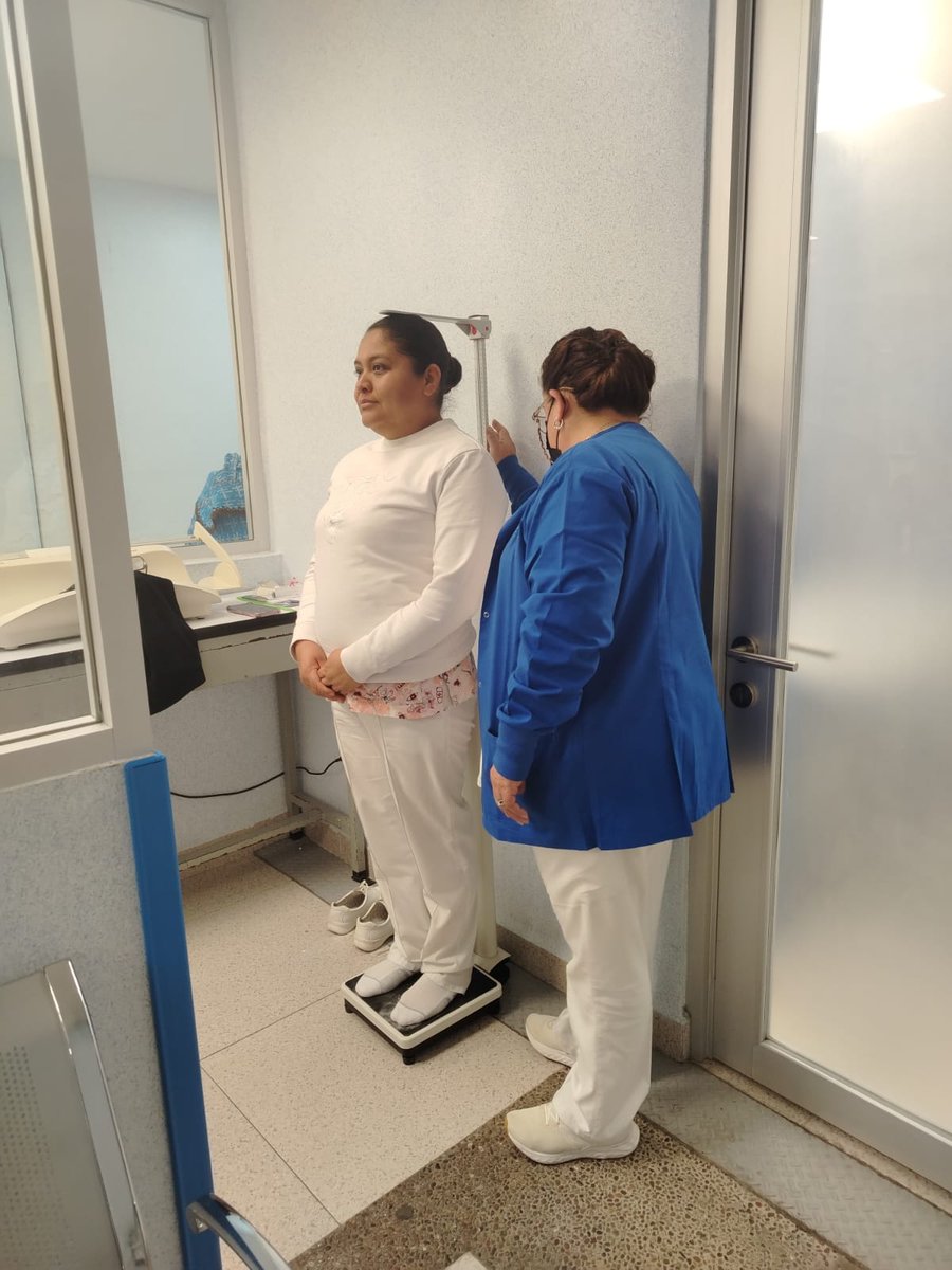 sntsa_37's tweet photo. Continúa el Tamizaje del #Reto63 💪
Se suma el personal de Jornada Acumulada del Hospital Comunitario Romita, participando en esta estrategia que busca generar conciencia sobre el estado de salud y promover hábitos que fortalezcan el bienestar del personal.
Cuidar de quienes cuidan también es prioridad.
#NuevaCulturaLaboral