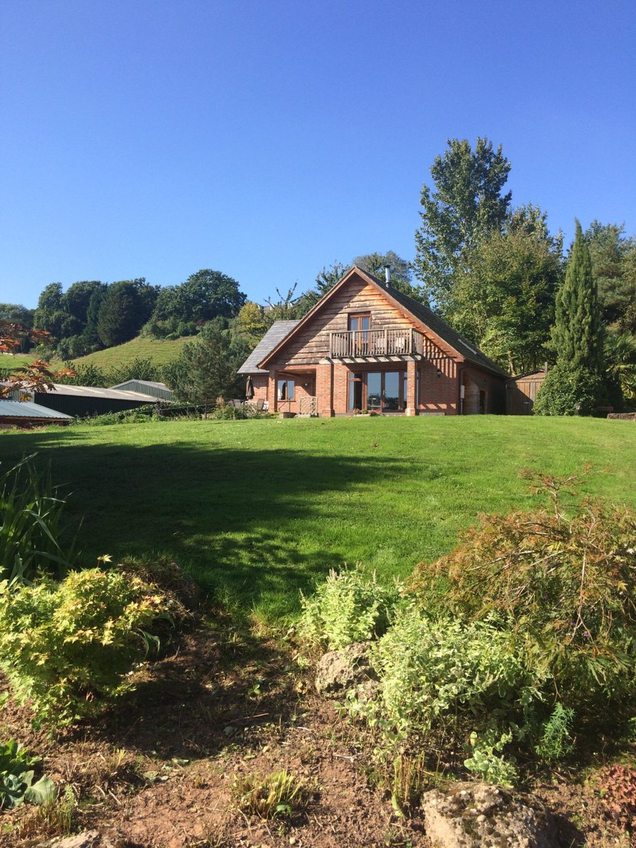 aroundaboutbrit's tweet photo. Great for Couples to Groups - Pitlands Farm Holidays in Worcestershire.

Pitlands Farm Holidays offers wonderful self-catering accommodation set within 25 acres of orchards and beautifully landscaped gardens.

https://t.co/UTUH4M4MIj

#PitlandsFarmHolidays #TemeValley https://t.co/gG0DqkTPle