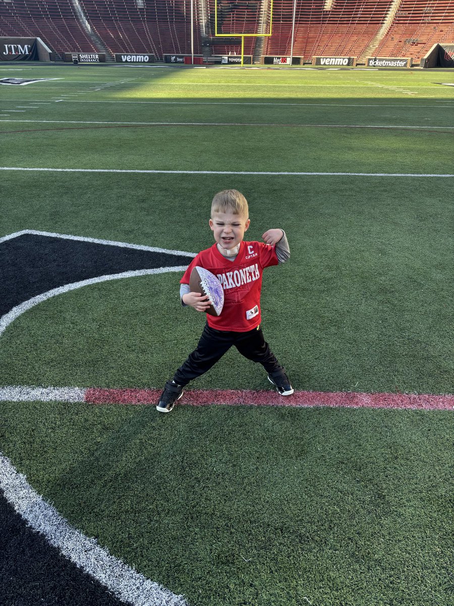 Nick Truesdale tweet media