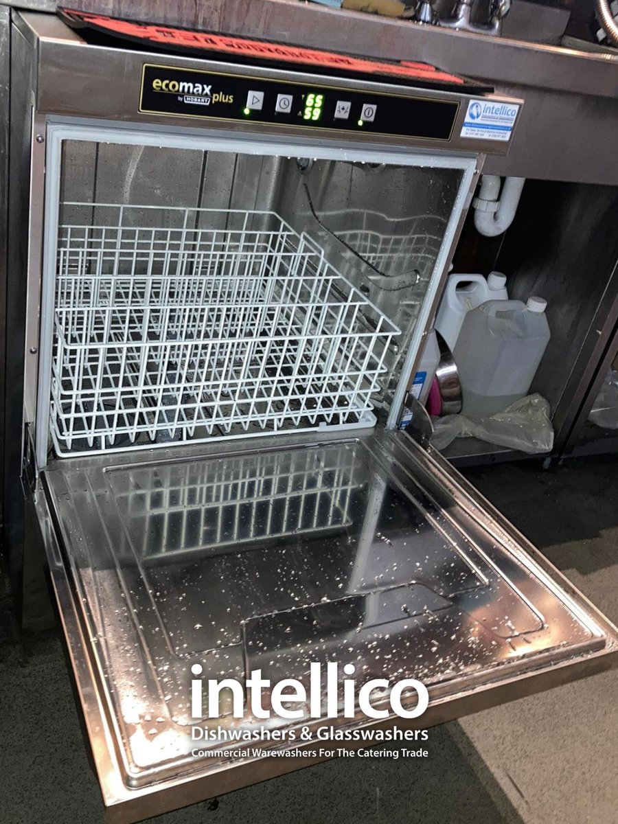 Richy_Hose's tweet photo. Leaving the door or hood open at the end of service helps the machine dry out properly. Moist environments invite problems. #Hospitality #Warewashing https://t.co/4w1iqTfRLg