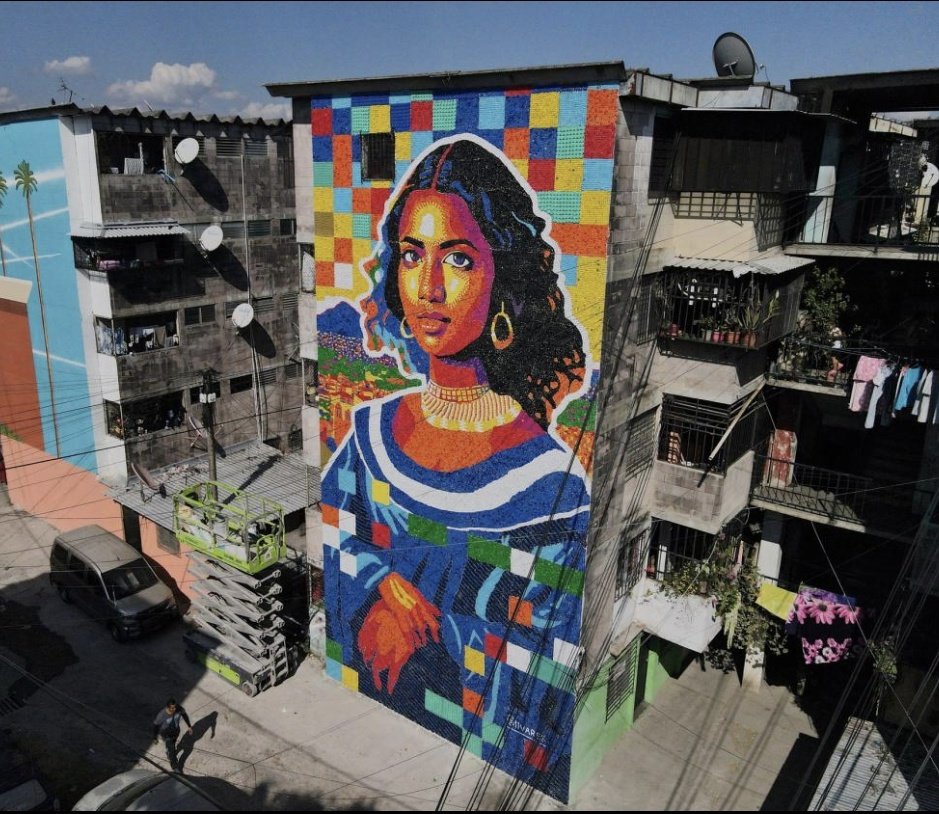 Olivarescfc's tweet photo. ¡Es un hecho! Luego de un largo proceso y de cumplir con todos los trámites, es OFICIAL que muy pronto haremos los primeros murales con tapas de plástico reutilizadas en Los Estados Unidos de América 🇺🇸✅️ https://t.co/vwvdcBBdmb
