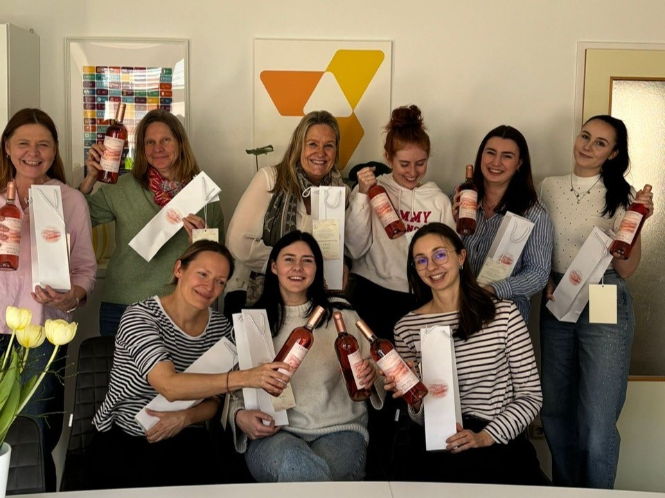 AIM Group Int tweet media