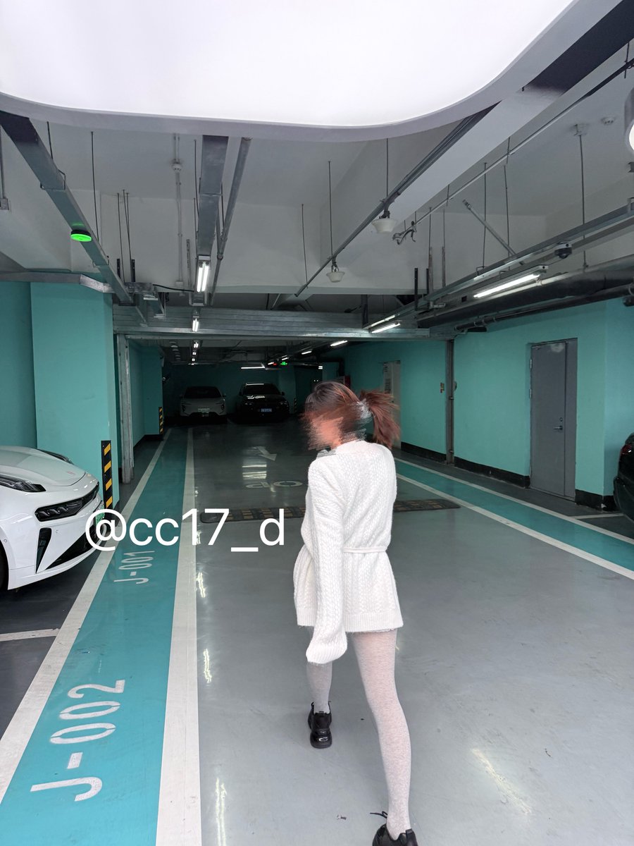 反差女友小17 tweet media