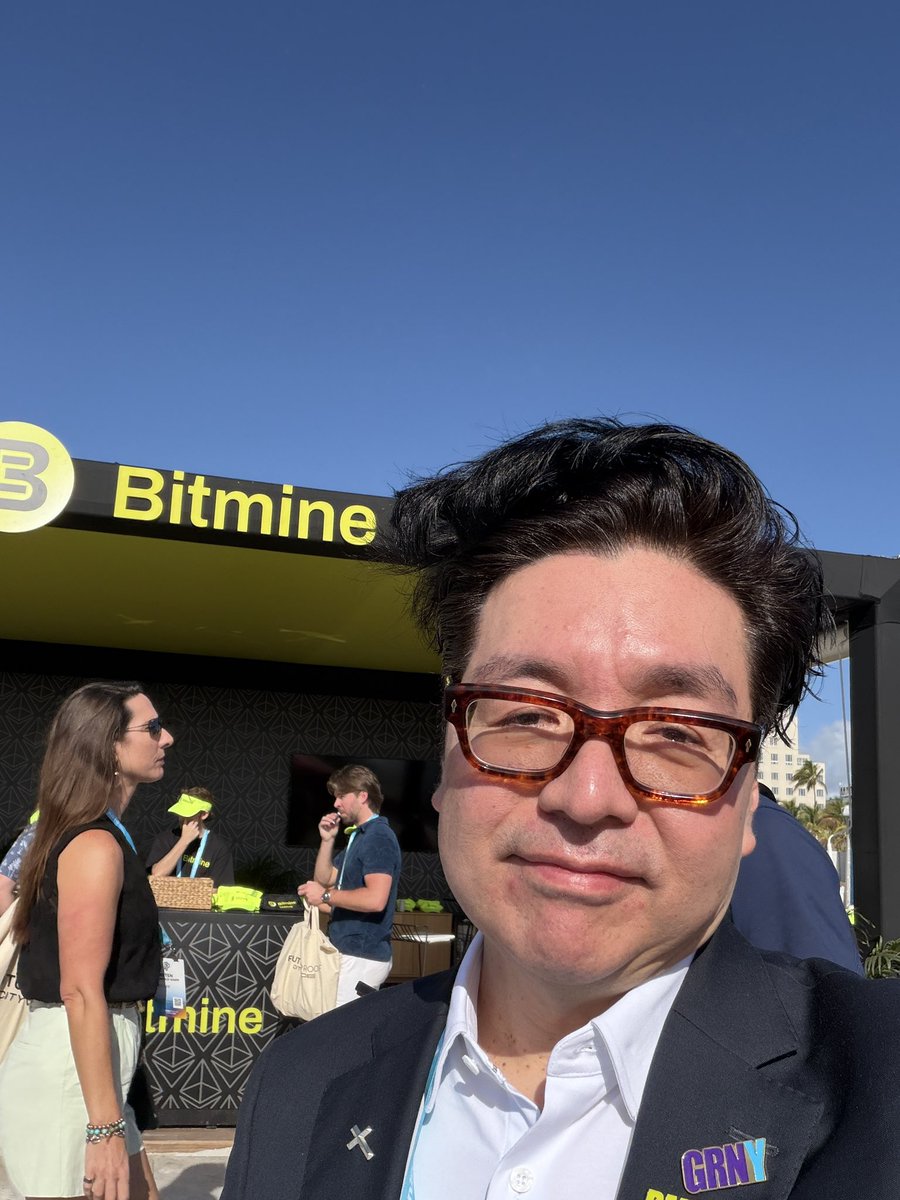 Thomas (Tom) Lee (not drummer) FundstratDirect.com tweet media