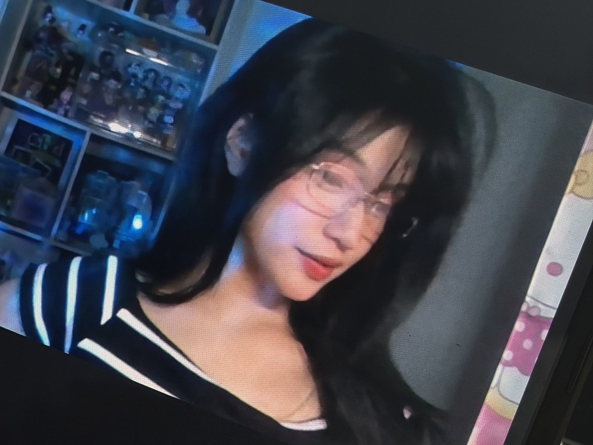 #Cynin thank u VC bulan ini! Seneng banget ketemu kalian dan bisa ngobrol lagii! Aku langsung semangat ASIK🫰❤️