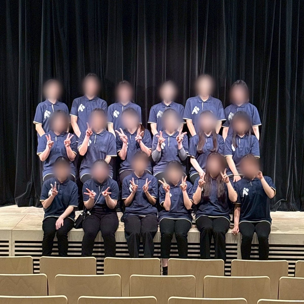 gumk_'s tweet photo. 3/8（日）ぎふメディアコスモスにて、岐阜大学医学部筆由部第17回定期演奏会を行いました。
今年度の演奏では、全体曲・学年曲に加えてOBの先輩方との有志曲も合わせて8曲披露しました。
各部員、1年間練習した成果が発揮できたのではないかと思います✨️
 #岐阜大学医学部箏曲部 #定期演奏会 #箏曲部 https://t.co/3HbXhF9309
