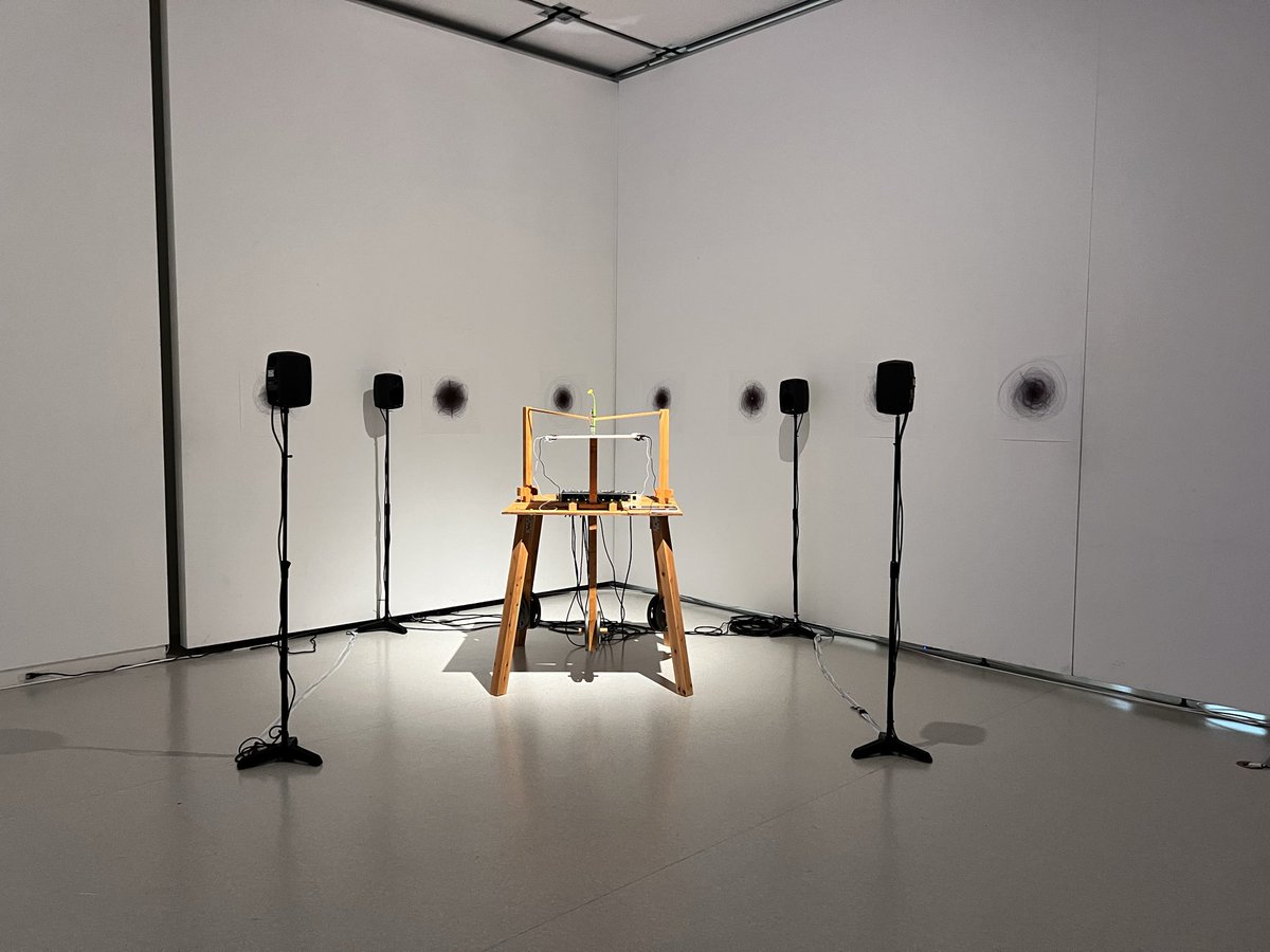 matsuyu1979's tweet photo. 今年も展示のご協力をしました。
学生と一般のデジタルアートに触れることができ、毎年刺激になります。論理性と芸術を評価、発表を25年続けるアワードとして、これからも学生や一般が参加できる機会になればと思います。視点や視座への気づきにもありがたい機会です。
#ADAA #福岡 #福岡市美術館 https://t.co/kDH2Nu8zbS