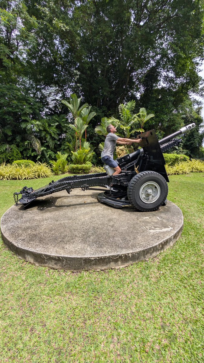 A Leekensian stranded in Leek 😩 tweet media