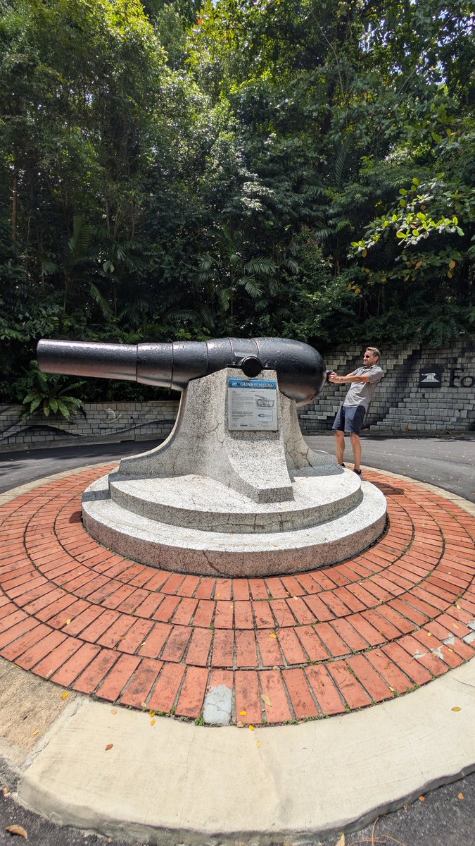 A Leekensian stranded in Leek 😩 tweet media