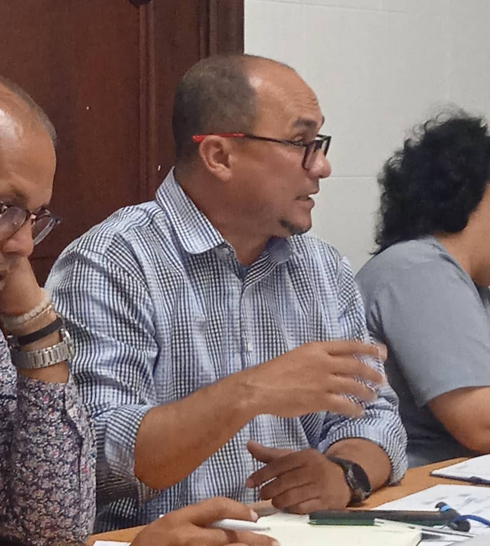 Roilancu1's tweet photo. En #PlazadelaRevolución puntualizamos las principales tareas, misiones y procesos de la semana.
La Defensa de la Patria y la atención a servicios vitales de la población en el centro de nuestra atención.
Múltiples actividades culturales. 
#PlazaEnElCorazón 
#CubaEstáFirme https://t.co/R9Uxj1Q9qG