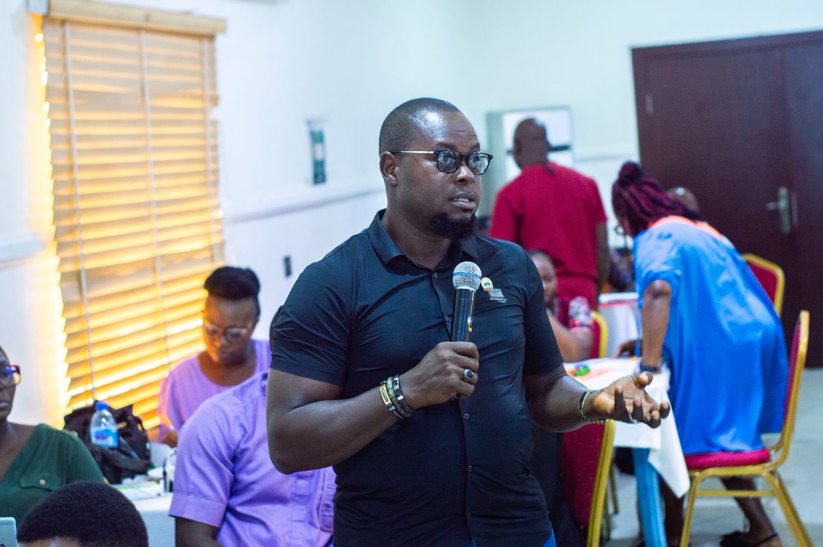 Ekitibpp's tweet photo. Mr. Omomofe Akinitunde said that participants will be educated on AI skills associated with procurement. Some participants, including the Director of Monitoring and Compliance, Bureau of Public Procurement. https://t.co/XoUMKHocRG