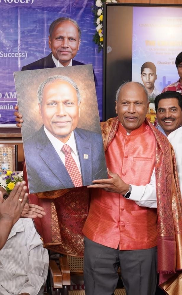 OuaaUsa's tweet photo. 📖 Book Launch at Osmania University

“The Chemistry of Life” by noted scientist Dr. Venepalli Bhaskar Rao was launched at the Department of Chemistry, University College of Science,OU.
The event brought together leading scientists, faculty, alumni &amp; students to celebrate science https://t.co/nX5tICZSMP