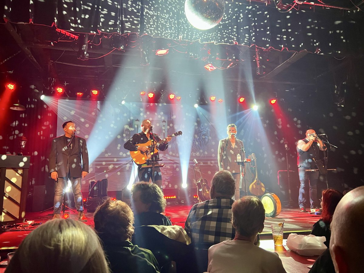 Just a Random Donk tweet media