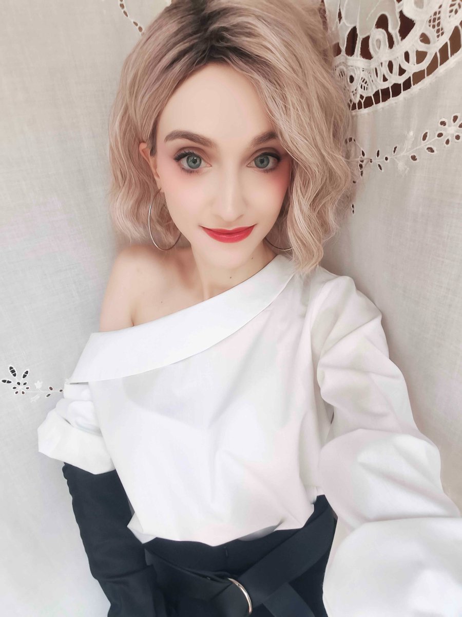 SakiCroft tweet media