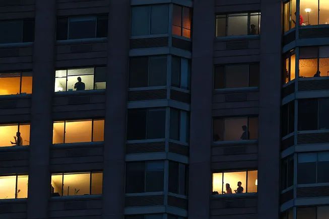 LarryDevine's tweet photo. What’s the most effective way to reduce risk in multifamily investing in 2026?
https://t.co/y9Bcmb3Gaf
#ReduceRisk
#MultifamilyInvesting https://t.co/ax3GJ0CbPg