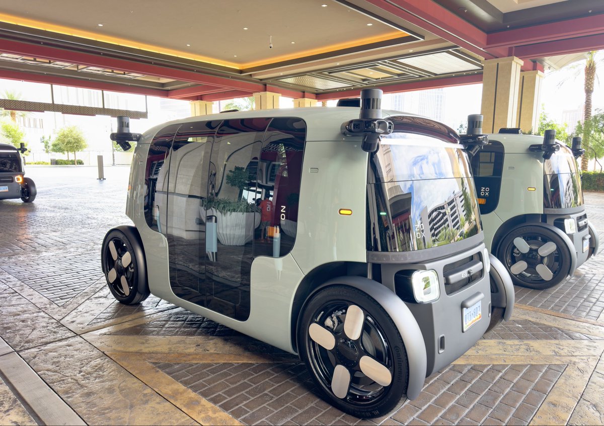 Dallas Texas TV tweet media