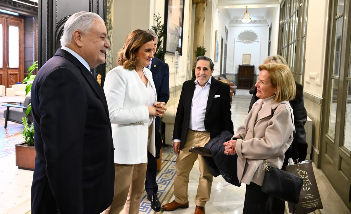 María José Catalá tweet media