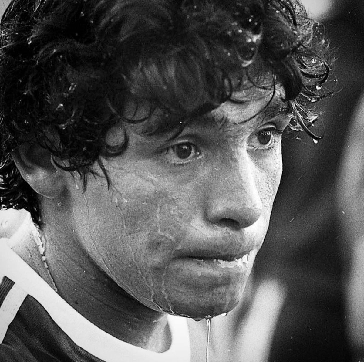 #Lunes 
siempre hay una foto de Diego que no viste

Diego en Argentinos Juniors, 1980
Autor de la foto: Daniel Merle