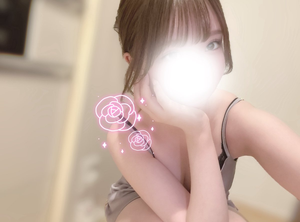 moamoa_KrR's tweet photo. 明日16:30~21:00でシフト増えました🎀

今週は明日と、12日の16:00~21:00のみ⸝⋆

来週も出れる日少なめです😢
予定が合う時間あればお早めに🏰 https://t.co/FjDzryZhIv
