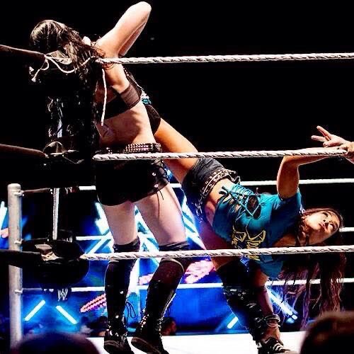 need aj to hit this move again, she’s so nonchalant