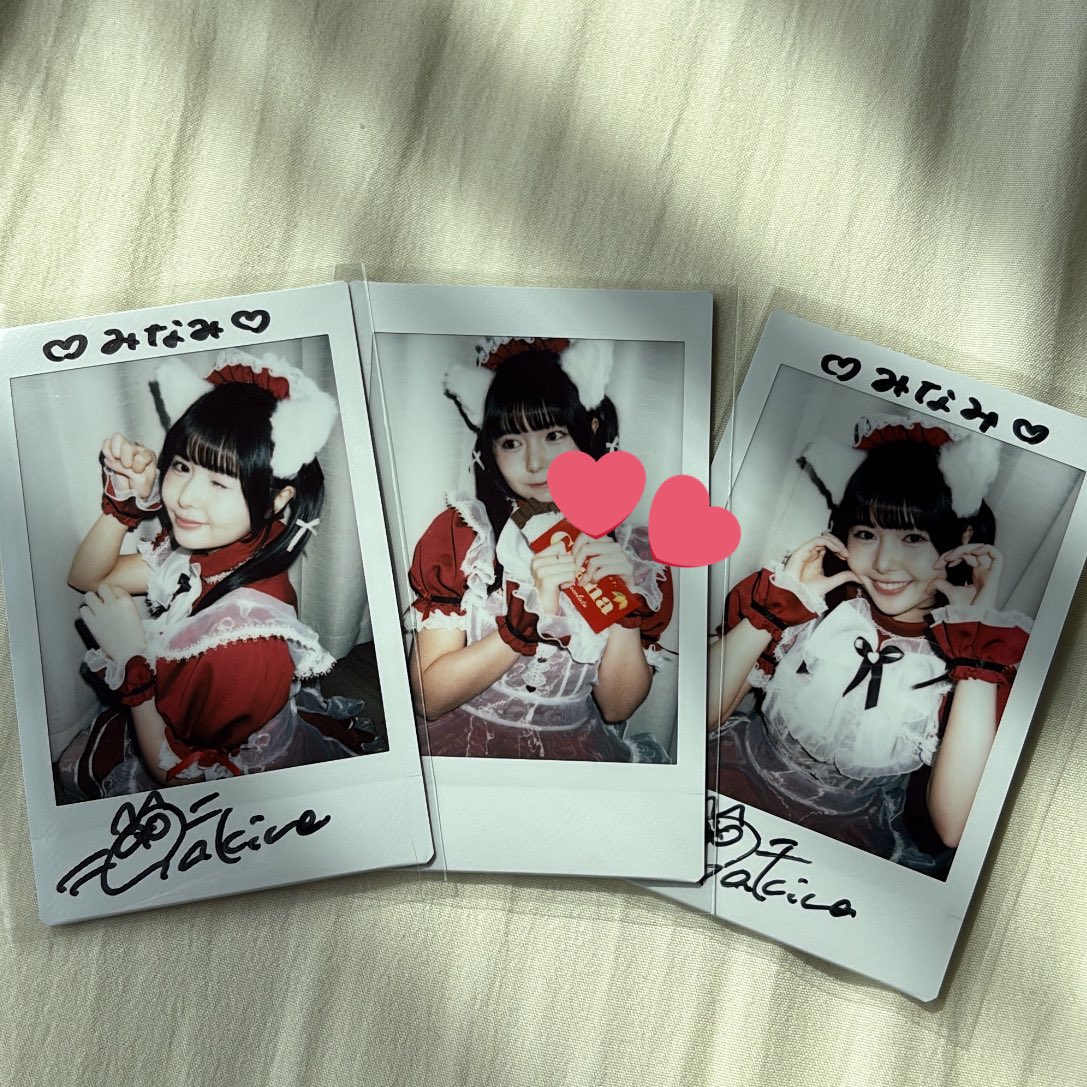 fabrollv's tweet photo. HappyValentine♡🍫
にゃんチェキとチョコチェキほしかったから凄く嬉しい〜〜！素敵なバレンタインをありがとう♡ https://t.co/4DKgJfEuQ5