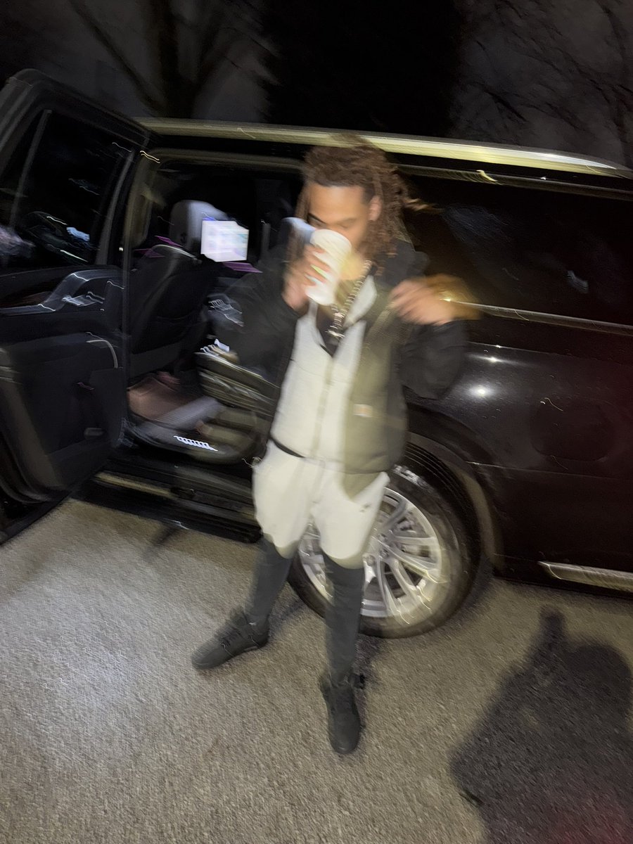 3 (@brennnn3x) on Twitter photo 