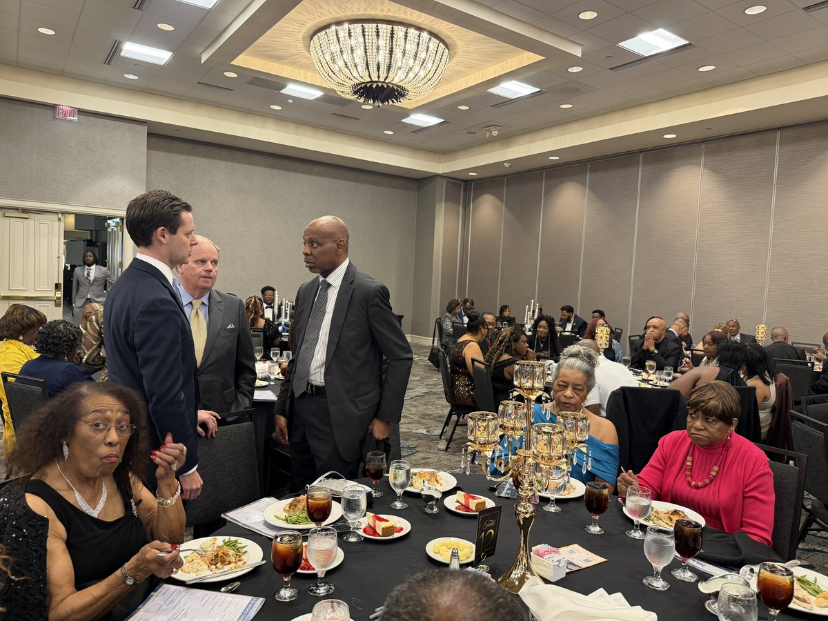 Doug Jones tweet media