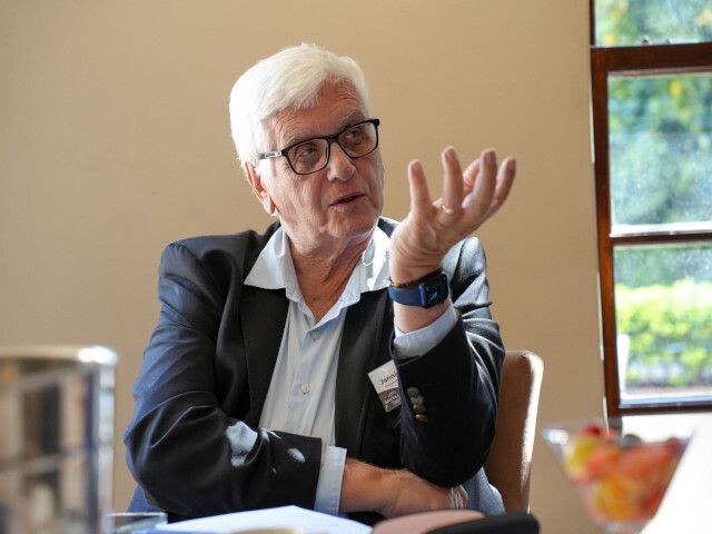 TechSmart tweet media