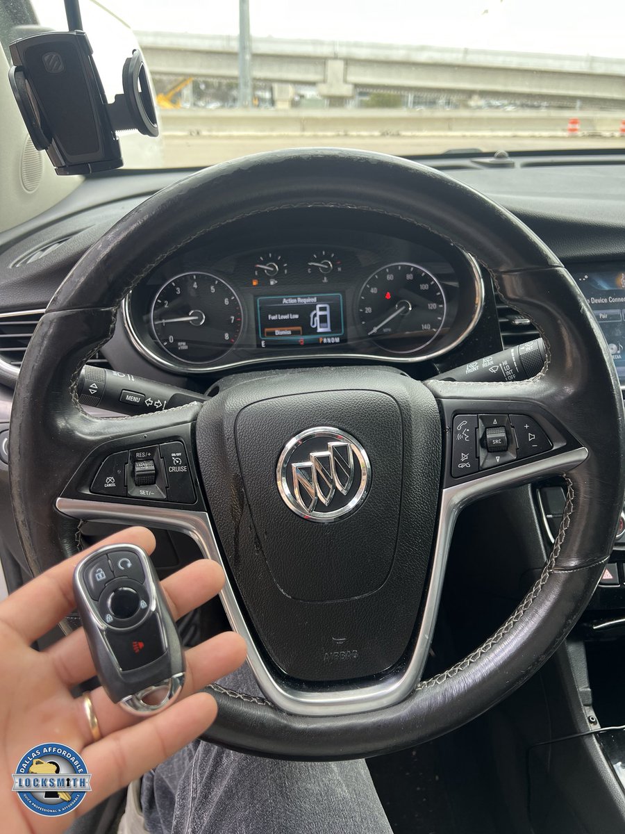 locksmithsdfw's tweet photo. Lost your 2017 Buick Encore key?
We replace &amp; program car keys on-site anywhere in Dallas. No towing. 24/7 service.

📞 972-352-7575
https://t.co/nss0mzcrSG

#DallasLocksmith #BuickEncore #LostKeys https://t.co/iYQgT8LbXa