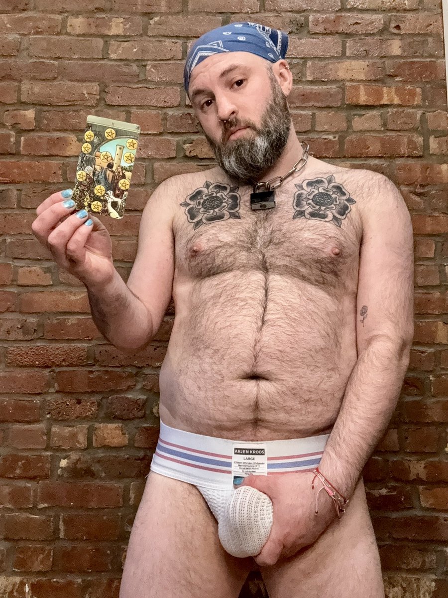 tmanntarot's tweet photo. Kinky Tarot
Ten of Pentacles: Look at you go slut! What you have done has taken a lot of time, patience, and energy. Now you get to reward yourself for all that work. Daddy’s proud of you. Now go be slutty.
#kinkytarot #tarotdaddy #DeckDaddy #kinky #daddy #jockstrap https://t.co/ekzxJEUCgW