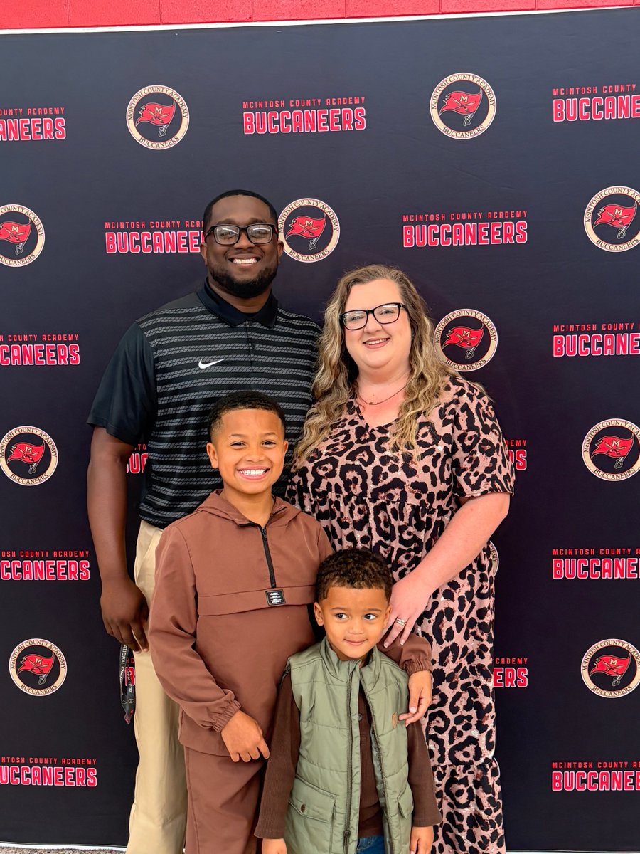 Coach Bradley Warren tweet media