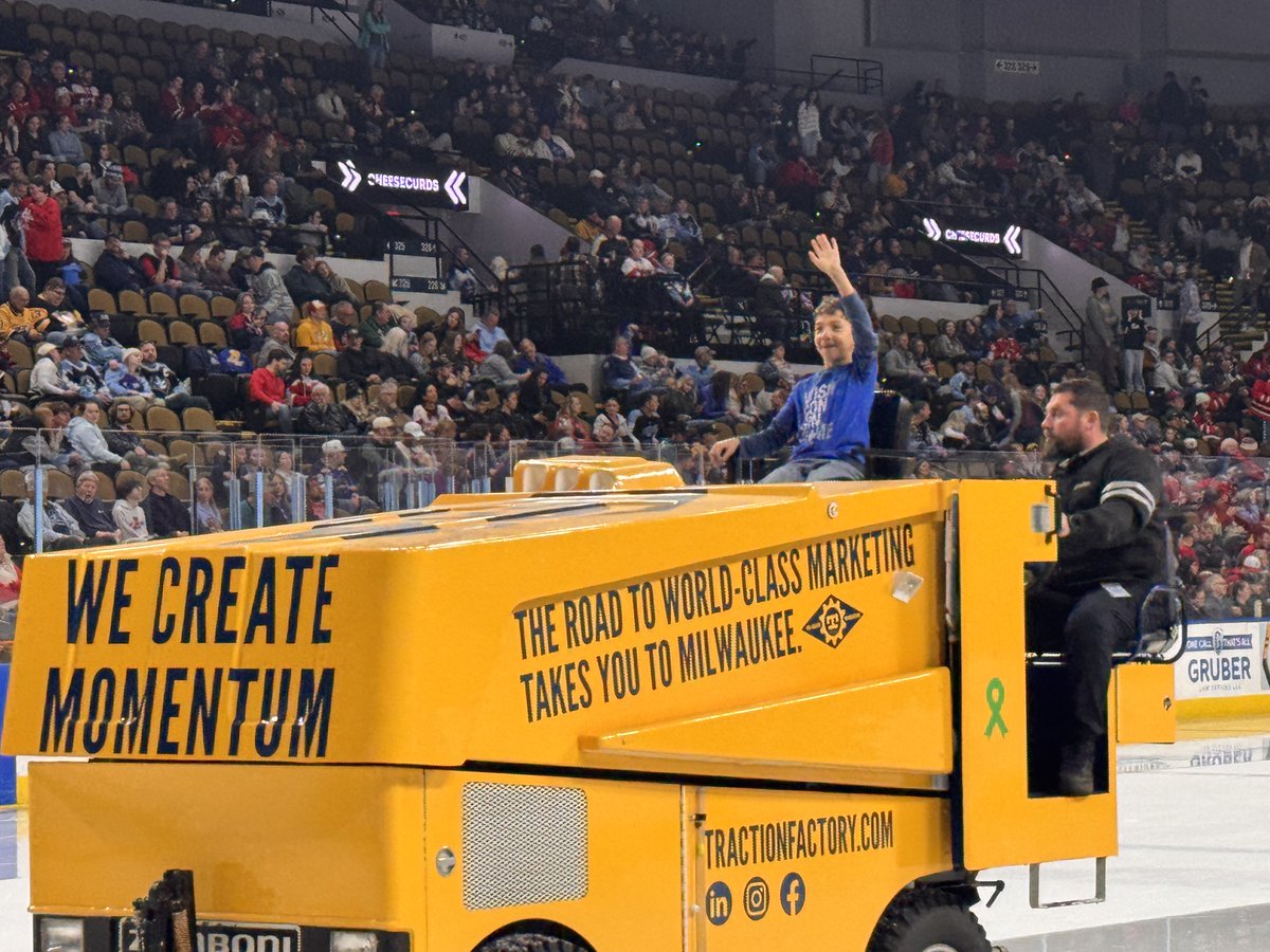 Make-A-Wish Wisconsin tweet media