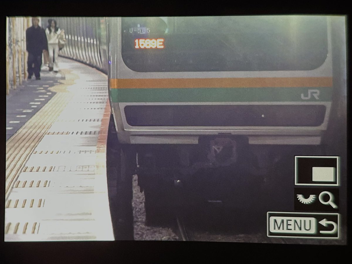 akitai091608's tweet photo. 人身事故当該 E231系U-585編成

横浜で客扱い終了し、回1589Eとして国府津入区の予定が入区中止となり平塚折り返し。
その後、回1980Eとして尾久入区となるが更に入区中止となり上野から551Mとして小金井行きの営業に入ったとの事w https://t.co/D65boyNW4N