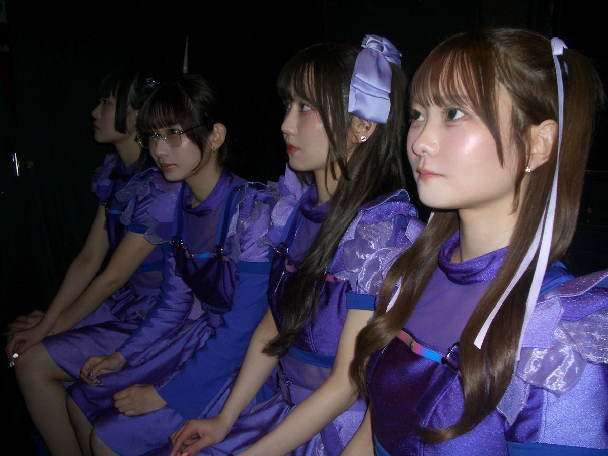 vividbird-official tweet media