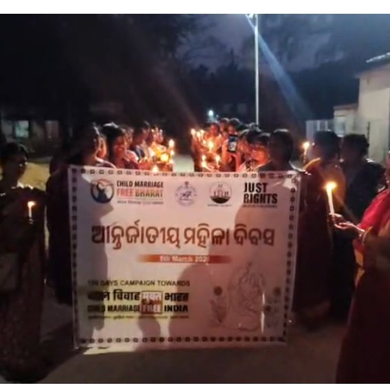 humarabachpan's tweet photo. On #IWD2026, HBT Keonjhar marked the culmination of the 100 Days Campaign to End Child Marriage. 10,000+ people were sensitized, 25 GPs passed resolutions, pledges were taken in 50 villages, and candle marches held across 4 blocks. 6 Child Marriage Yodhas were felicitated. https://t.co/5whcubHOZm