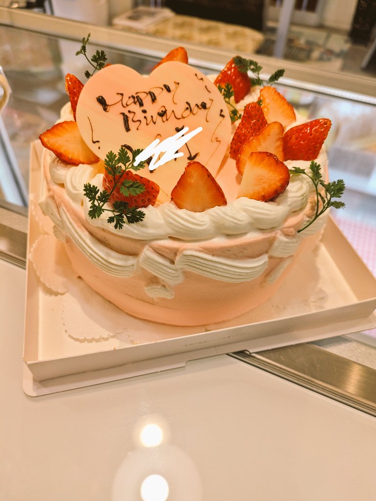 函館洋菓子ガトーフレーズ tweet media