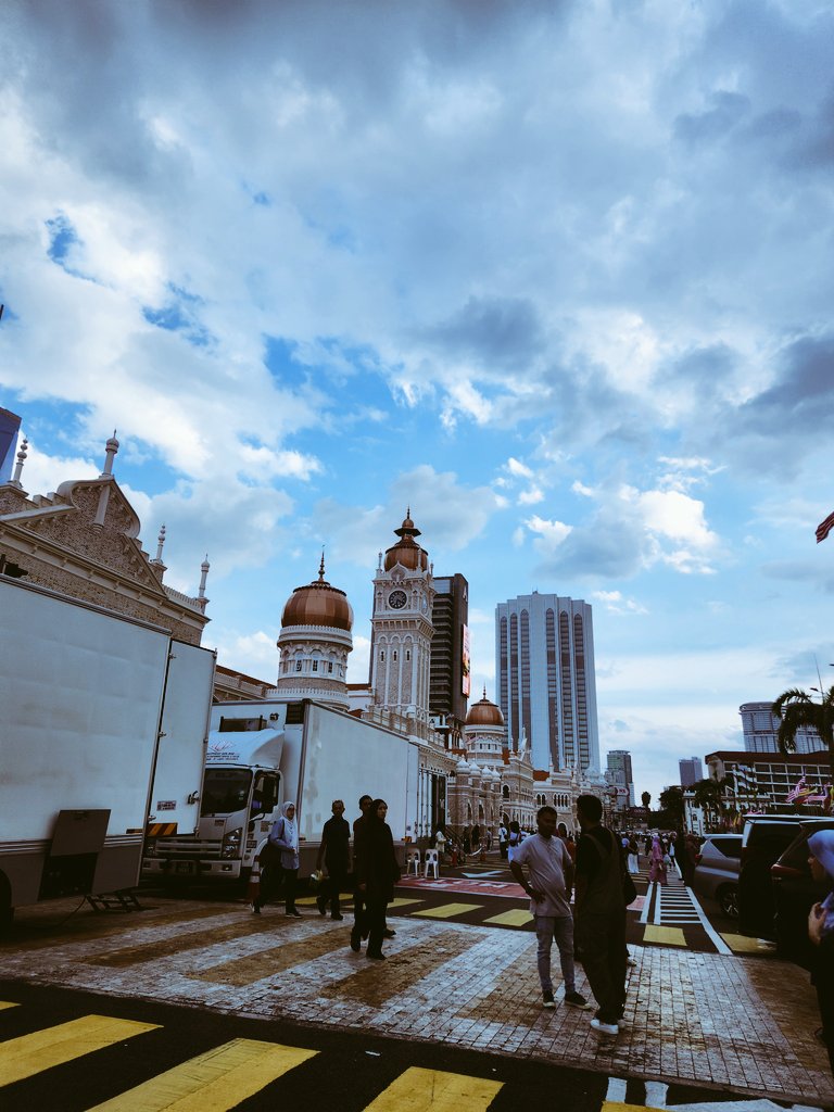 Shihab🇧🇩 tweet media