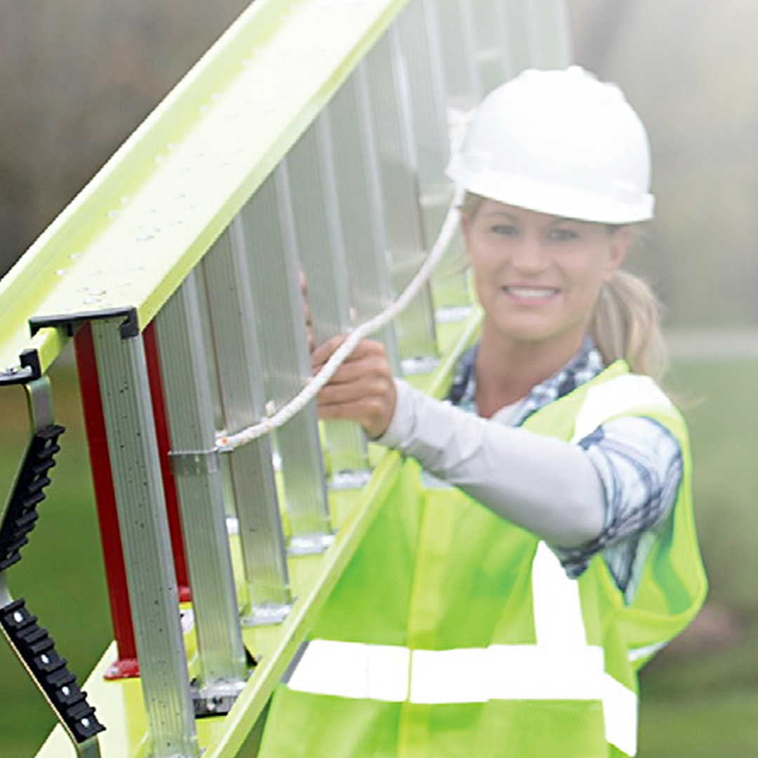 LIUNAmidwest's tweet image. This week’s focus for #LadderSafetyMonth: Check before you climb! 

#Ladders are vital for working safely at heights, but working at elevated levels comes with added risks. Always inspect &amp;amp; maintain your ladder for a safe climbing experience! bit.ly/3PhrpwO

#LIUNA