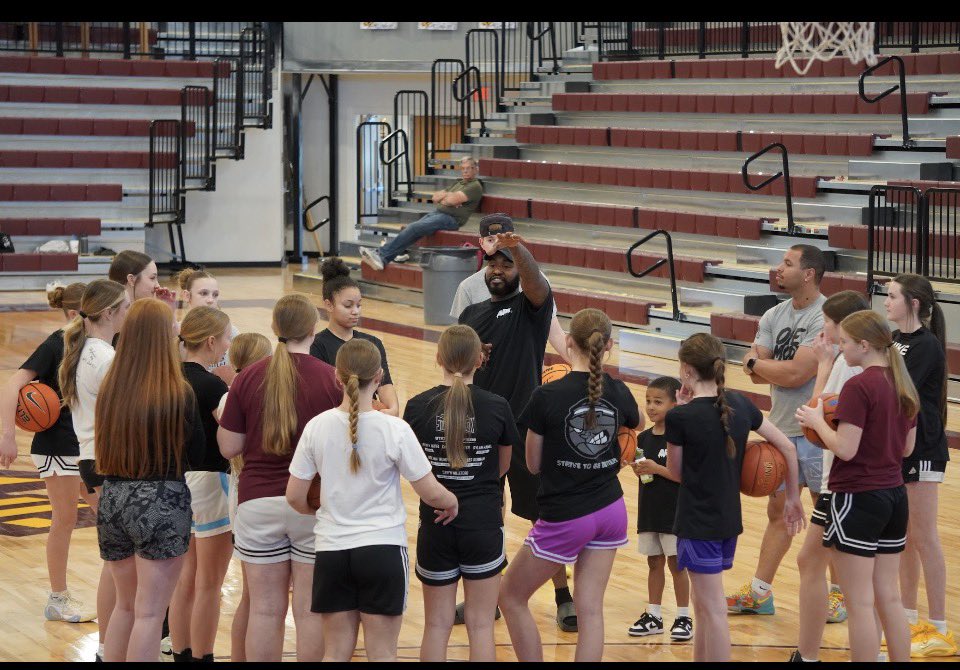 Apply Pressure Elite tweet media