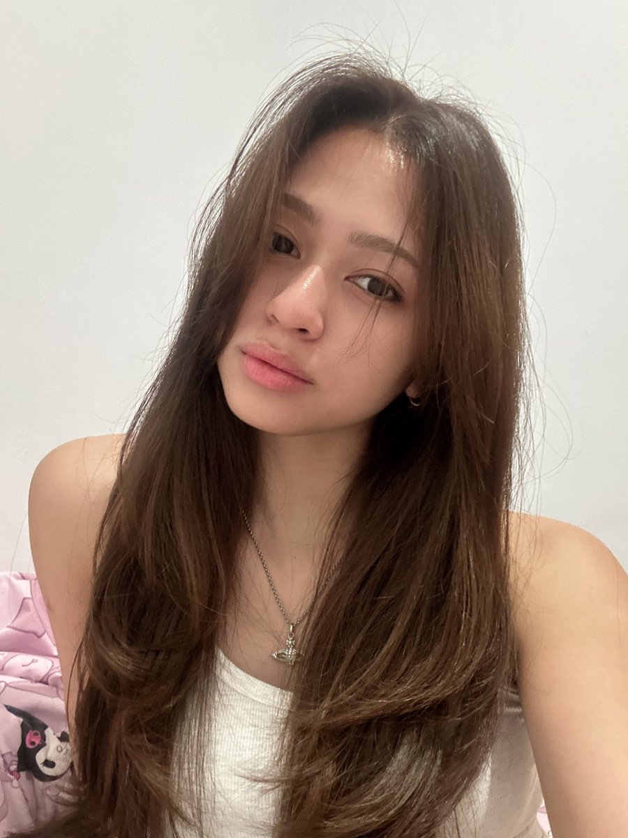 Kathrina Irene (@i_kathrinajkt48) on Twitter photo 