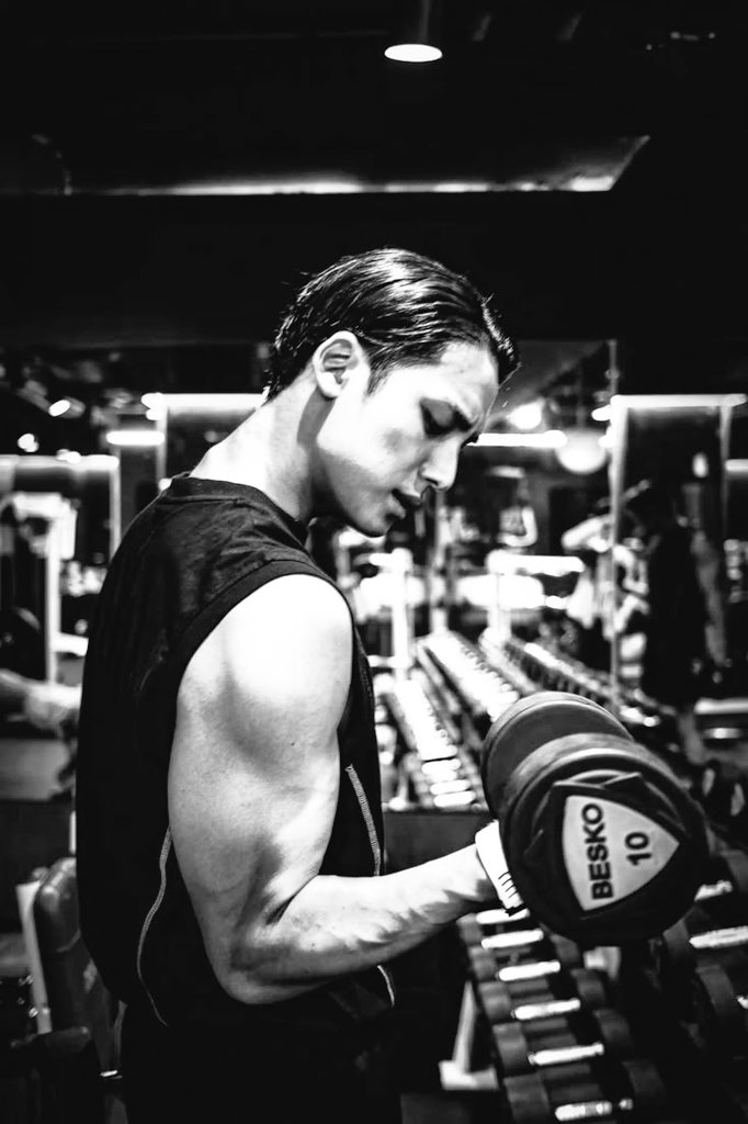 ︎︎︎ً tweet media